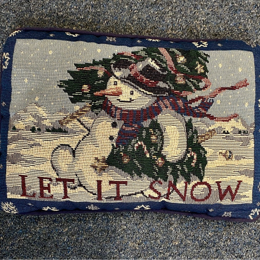 Vintage Snowman Tapestry Pillow